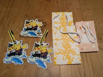 포켓몬 피카츄 러기지 택 2개, 씰 3장 세트 하네다 공항 한정판