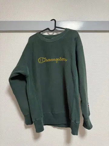 Champion 다크 그린 크루넥 맨투맨