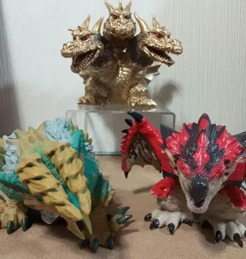 진좌수 몬스터 헌터 진오우거 리오레우스 킹 기드라