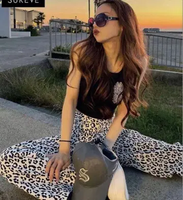 Avail shoko 레오파드 무늬 팬츠