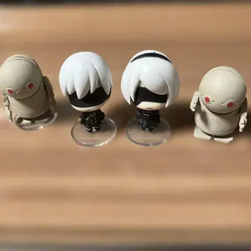 NieR:Automata 미니 피규어 4개 세트