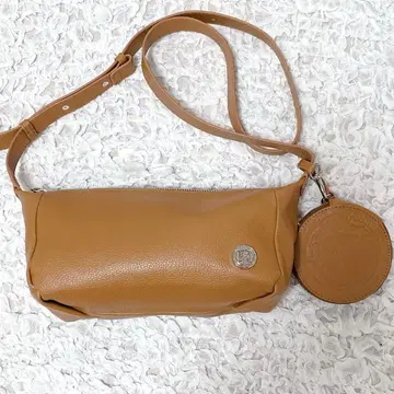 미사용 이아파피요네 박스 미니 숄더백 카멜 콜라보