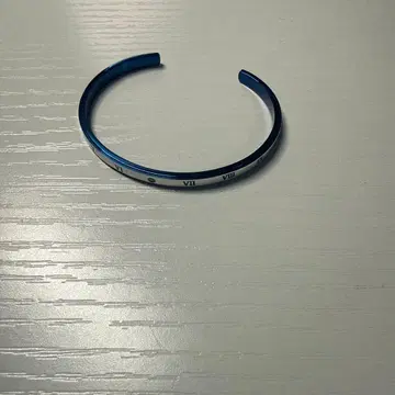 BLESS STEEL 클락 넘버 뱅글(s 사이즈)