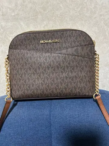 MICHAEL KORS 브라운 숄더백