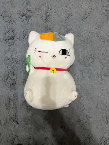 나츠메 우인장 빅 봉제 인형 냥코 선생님과 복을 부르는 클로버