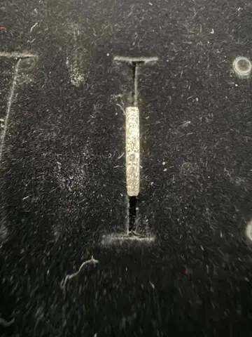 다이아몬드 귀걸이 한쪽