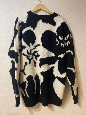 드리스 반 노튼 꽃무늬 스웨터 화이트 x 블랙 남성용