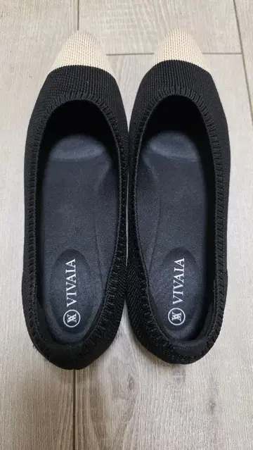 Vivaia 스틸레토 플랫슈즈 35.5