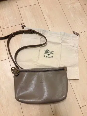 IL BISONTE 그레이 가죽 숄더백