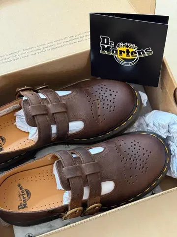 닥터마틴 8065 MARYJANE DARK BROWN UK5 24