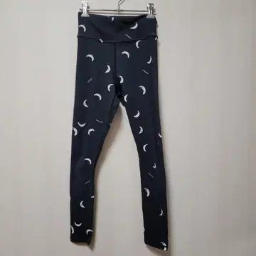 emmi 블랙 레깅스 요가웨어 사이즈 0 월 무늬