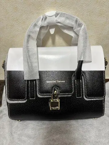 Samantha Thavasa 핸드백