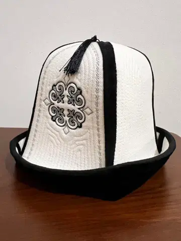 키르기스 전통 모자 칼팍 민족 의상 희귀 레어