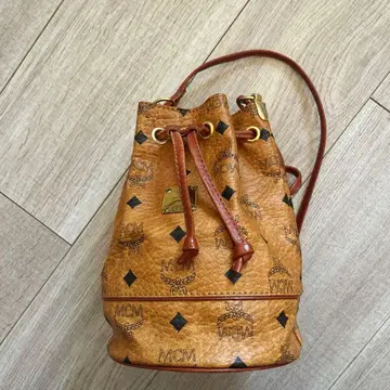 MCM 숄더백 브라운