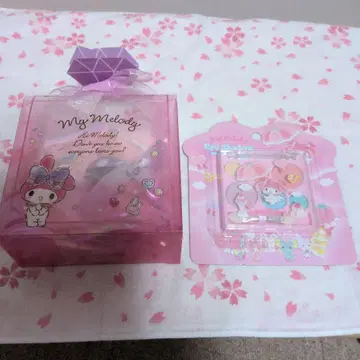 새상품 마이멜로디 핸드 크림 & 타월 세트와 아이 쉐도우 팔레트