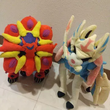 포켓몬 봉제 인형 다른 색의 솔가레오 빨간색 색이 다른 자시안 세트