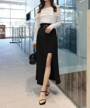 INGNI SOELA [ 슬림 롱 레그 ] 버클 디자인 I 라인 스커트