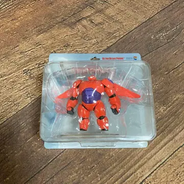 [ 새상품 미개봉 ] UDF 베이맥스 Armored Baymax 피규어