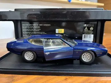 AUTOart Lamborghini Espada 1/18