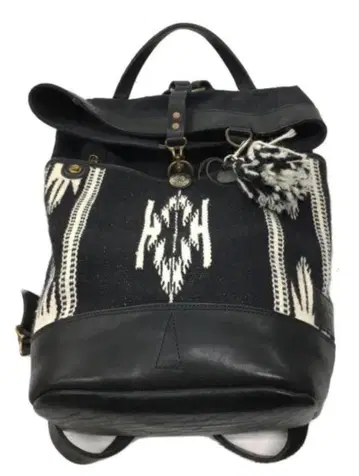 [ 새상품급 ] 럭키존 JOHN'S DAYPACK 치마요 백팩