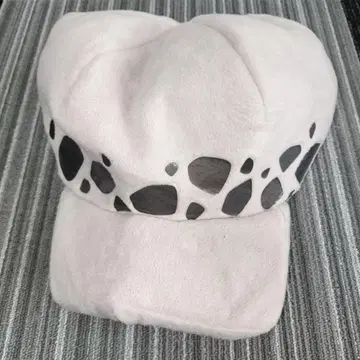 한정판 트리팔가 로우 [ 원피스 ] USJ 모자