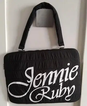 블랙핑크 미니소 제니 컴퓨터 백 팝업