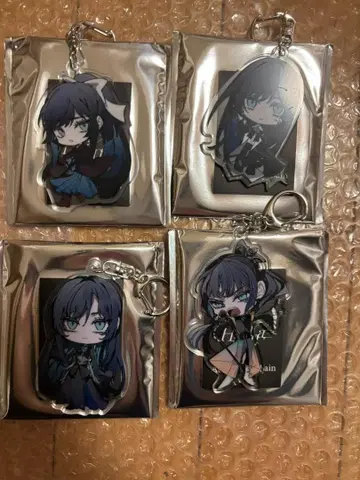 Ado 츠야리츠야리 아크릴 키링 hibana 4종 세트