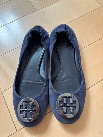 토리버치 플랫슈즈 스웨이드