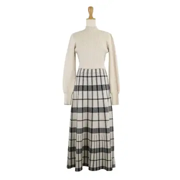 BLUEEAST 블루이스트 체크 자카드 니트 원피스