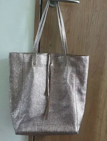 [컨디션 최상] 이탈리아제 메탈릭 레더 토트 천연 가죽 브론즈