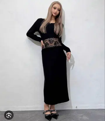 BLACKQUEEN 레이스 절개 반팔 롱 원피스 블랙퀸