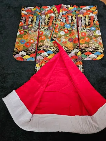 이로 우치카케 럭셔리 화려한 꽃무늬