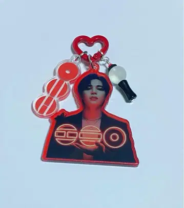 아리랑 지민 빨간색 컬러 덕질 아크릴 키링 하트 카라비너 포함