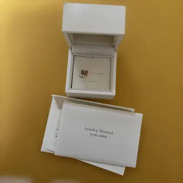 리본 모양 골드 귀걸이 (한쪽용)