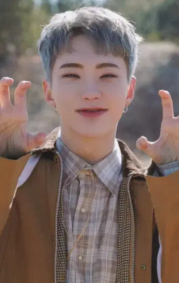 SEVENTEEN 회장 한정판 HOSHI FACE THE SUN