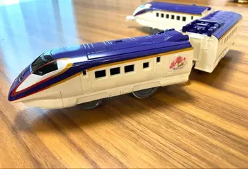 S-09 E3계 신칸센 츠바사 2000번대 (연결 사양)