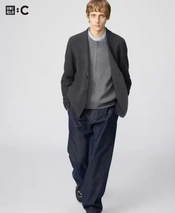 새상품 유니클로C 턱 스트레이트 팬츠/데님 네이비