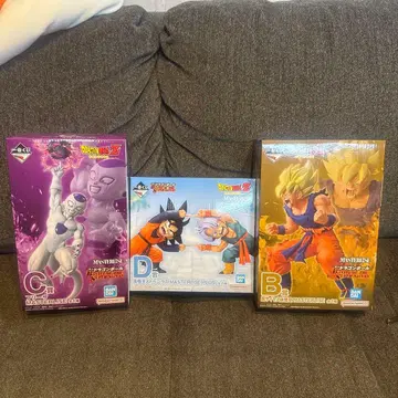 드래곤볼 제일복권 B상 초사이어인 손오공 C상 프리저 D상 오천 트렁크