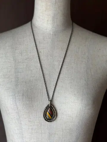 쇼와 레트로 물방울 모양 스트라이프 목걸이 빈티지