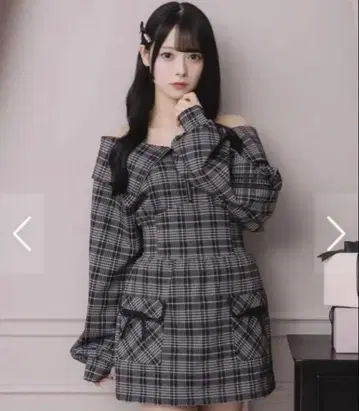 레이스 라인 체크 컷 원피스 pium 피움