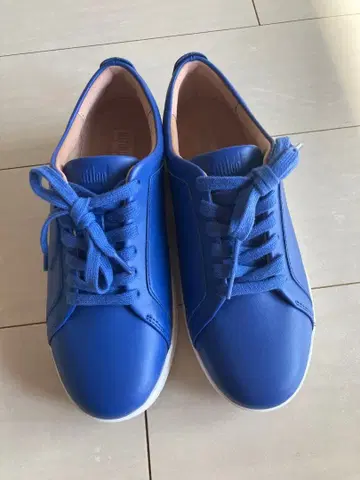 [ 새상품 박스 포함 ] FitFlop 스니커즈 블루 22.5cm