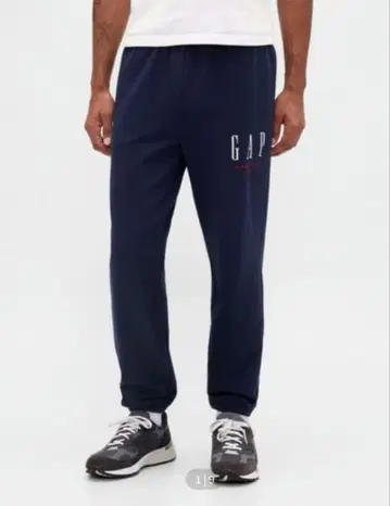 [ GAP ] 30주년 기념일 완판템 스웨트 팬츠