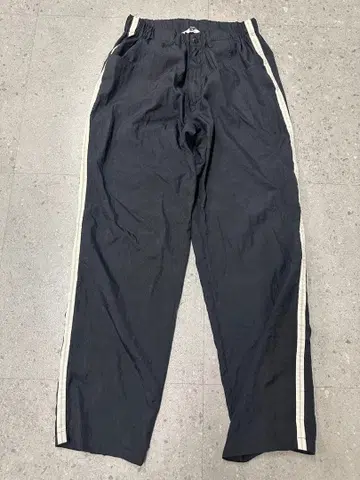 초기 굿이너프 나일론 팬츠