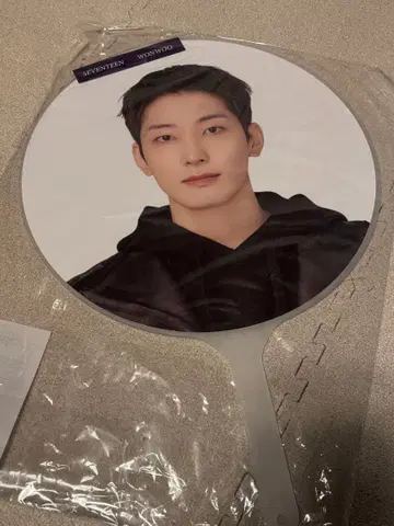 SEVENTEEN 원우 부채 Follow