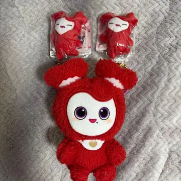 [레어] TWICE 러블리 채영 참 포함 봉제 인형 구하기 어려움