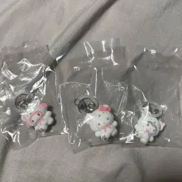 산리오 캐릭터즈 포근포근 스노우 메지루시 액세서리