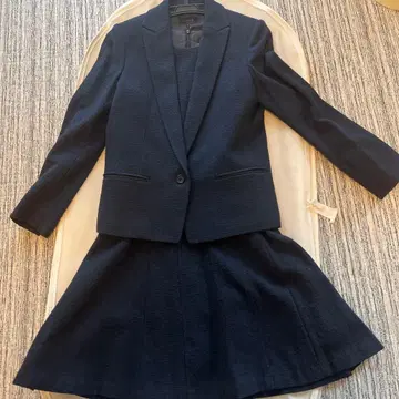 theory 다크 네이비 원피스 수트 사이즈 0