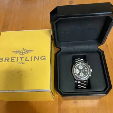 브라이틀링 크로노샤크 A13051 박스 포함 2025년 오버홀 완료