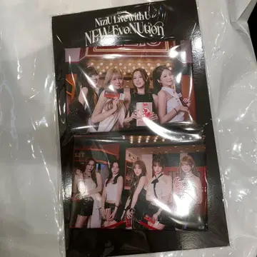 NiziU 스퀘어 캔뱃지 팝업 popup