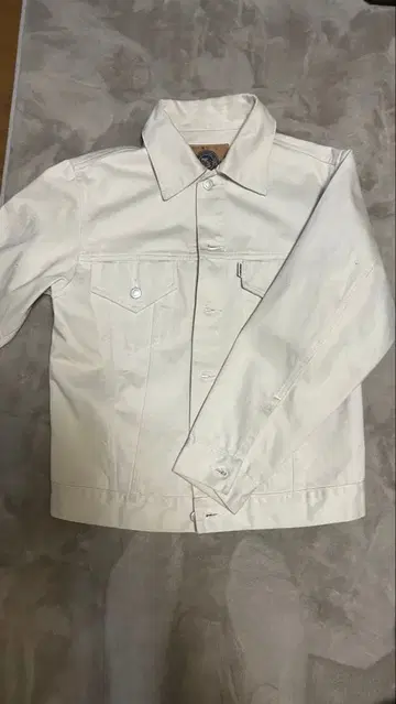 GOOD ENOUGH 화이트 데님 자켓